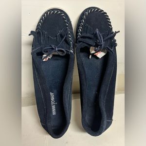 Sz 10 WOMENS MINNETONKA MOCCASINS SUEDE FLATS LOAFERS BLUE COLOR